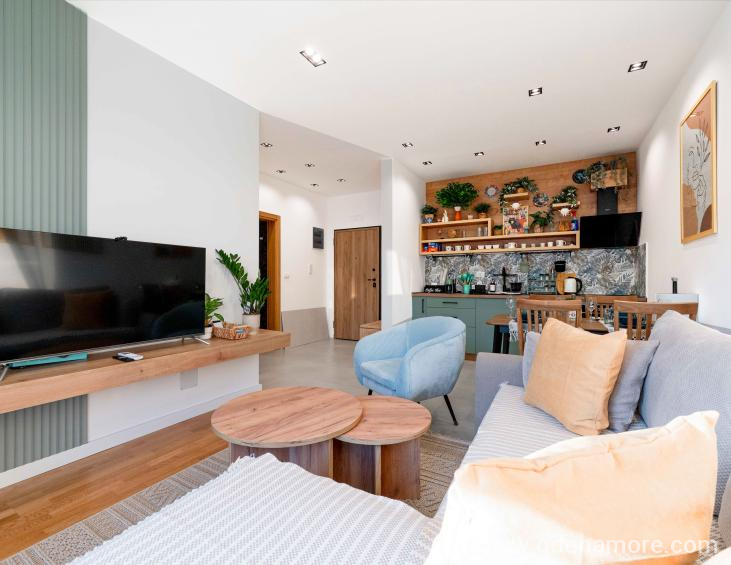 Living RM - 6